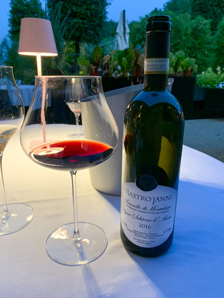 Bottiglia di Brunello di Montalcino docg Mastrojanni - Vigna Schiena d'Asino 2016
